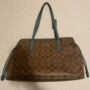 Coach Tote Purse